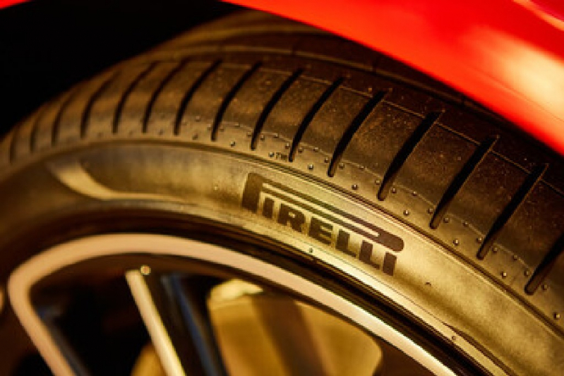 Alinhamento de Roda de Moto Cristi - Pneu Pirelli Aro 14
